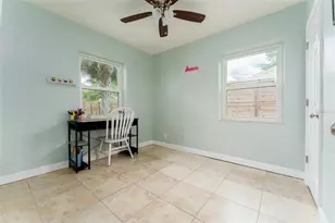 130 41st Ave NE, Saint Petersburg, FL 33703 - Photo 15
