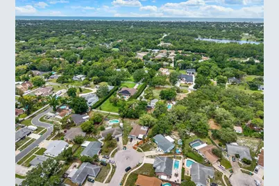 12030 106th Court, Largo, FL 33778 - Photo 23