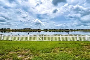 619 Wabash Breeze Cir, Ruskin, FL 33570 - Photo 27