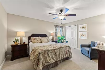 4315 Round Lake, Tampa, FL 33618 - Photo 21