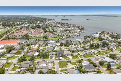 2464 Del Rio Way, Dunedin, FL 34698 - Photo 3