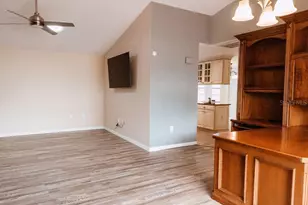 345 Hampshire Ave, Spring Hill, FL 34606 - Photo 11