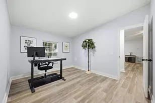 5203 N Mendenhall Dr, Tampa, FL 33603 - Photo 19