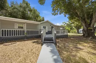 5203 N Mendenhall Dr, Tampa, FL 33603 - Photo 3