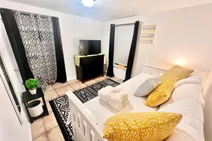 1011 57th Ave Terrace E, Bradenton, FL 34203 - Photo 9