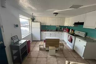 1011 57th Ave Terrace E, Bradenton, FL 34203 - Photo 11