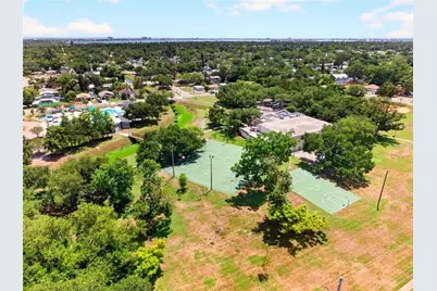 4421 11th Avenue S, Saint Petersburg, FL 33711 - Photo 31