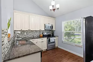 16205 Copperfield Dr, Tampa, FL 33618 - Photo 23