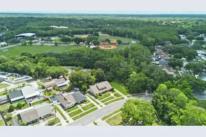 16205 Copperfield Drive, Tampa, FL 33618 - Photo 63