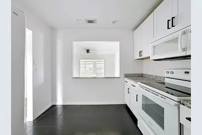 1620 Bentwood Drive, Sun City Center, FL 33573 - Photo 21