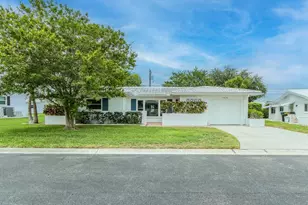 14070 90th Ave, Seminole, FL 33776 - Photo 1