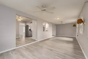 14070 90th Ave, Seminole, FL 33776 - Photo 19