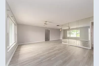 14070 90th Avenue, Seminole, FL 33776 - Photo 5
