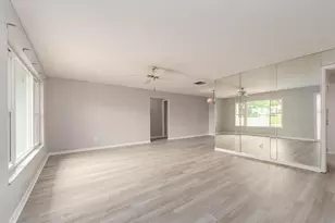 14070 90th Ave, Seminole, FL 33776 - Photo 5
