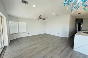 4851 W Gandy Blvd, Tampa, FL 33611 - Photo 9
