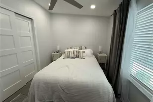 4851 W Gandy Blvd, Tampa, FL 33611 - Photo 23