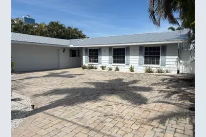 12055 4th Street E, Treasure Island, FL 33706 - Photo 1