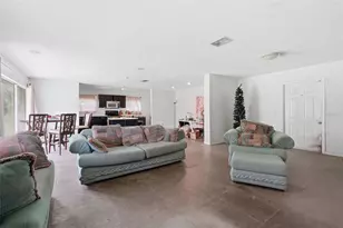 832 S Parsons Ave, Brandon, FL 33511 - Photo 13