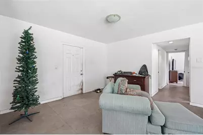 832 S Parsons Avenue, Brandon, FL 33511 - Photo 7