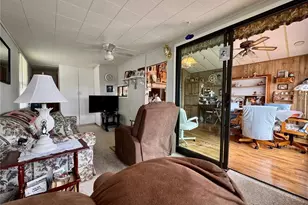 35224 Dodie Dr, Zephyrhills, FL 33541 - Photo 3