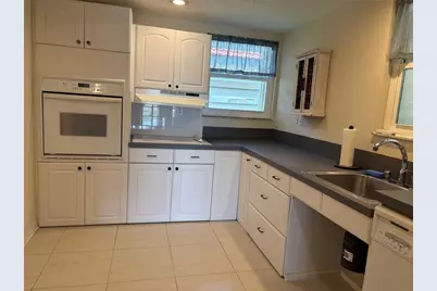 7907 Sailboat Key Boulevard S #105, South Pasadena, FL 33707 - Photo 5