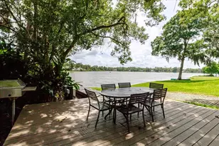 13510 Westshire Dr, Tampa, FL 33618 - Photo 99
