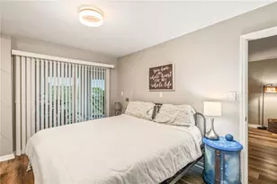 90 S Highland Ave, Tarpon Springs, FL 34689 - Photo 11