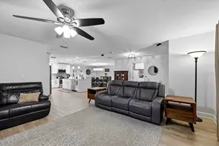 30424 Hillside Ln, Wesley Chapel, FL 33545 - Photo 31