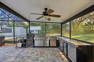 30424 Hillside Ln, Wesley Chapel, FL 33545 - Photo 43
