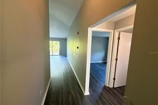 11701 Brenford Crest Dr, Riverview, FL 33579 - Photo 5