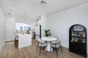 317 15th St N, Saint Petersburg, FL 33705 - Photo 5