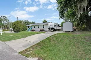 5633 Essex Way, New Port Richey, FL 34652 - Photo 45