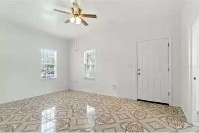 1303 E 26th Avenue, Tampa, FL 33605 - Photo 5
