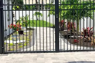 3921 Belle Vista Dr E, Saint Pete Beach, FL 33706 - Photo 35