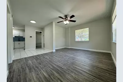 260 20th Avenue S, Saint Petersburg, FL 33705 - Photo 3
