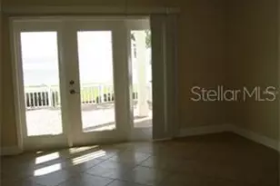 5248 Beach Dr SE, Saint Petersburg, FL 33705 - Photo 9