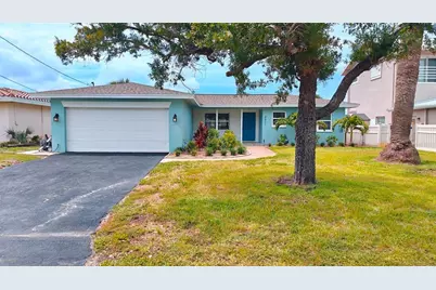 8521 42nd Avenue N, Saint Petersburg, FL 33709 - Photo 1