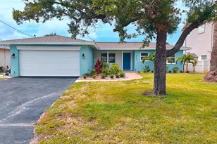 8521 42nd Ave N, Saint Petersburg, FL 33709 - Photo 1