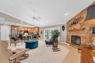 7759 Carver Ct, Seminole, FL 33772 - Photo 7