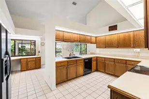 2555 Mason Oaks Dr, Valrico, FL 33596 - Photo 15