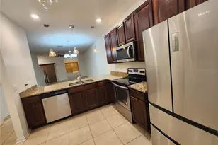 1112 Hillhurst Dr, Wesley Chapel, FL 33543 - Photo 7