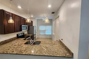 1112 Hillhurst Dr, Wesley Chapel, FL 33543 - Photo 9