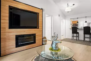 2500 Winding Creek Blvd, Clearwater, FL 33761 - Photo 11