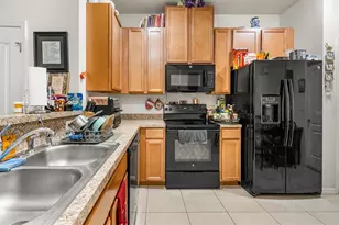 2121 Broadway View Ave, Brandon, FL 33510 - Photo 11