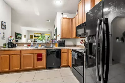 2121 Broadway View Avenue, Brandon, FL 33510 - Photo 13