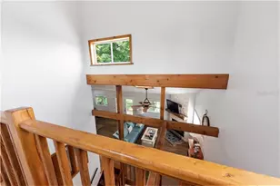17601 1st St E, Redington Shores, FL 33708 - Photo 19