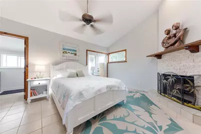 17601 1st Street E, Redington Shores, FL 33708 - Photo 23