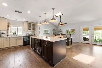 17601 1st Street E, Redington Shores, FL 33708 - Photo 11