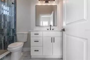 816 46th Ave N, Saint Petersburg, FL 33703 - Photo 17