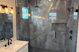 820 46th Ave N, Saint Petersburg, FL 33703 - Photo 3